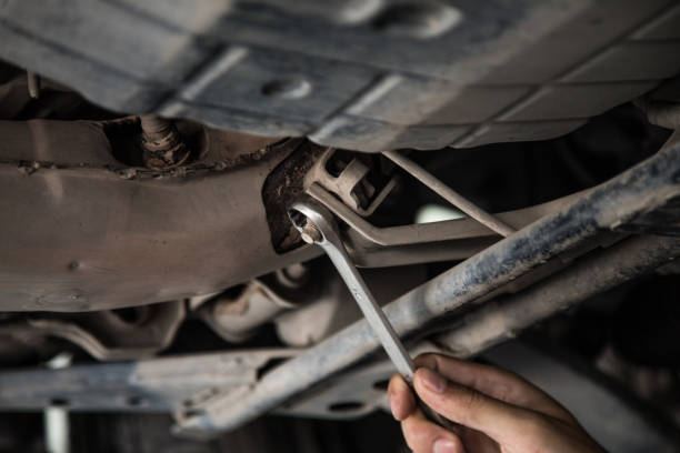 Kerusakan bushing lengen kontrol - Apa ngganti bushing luwih larang tinimbang ngganti kabeh perakitan?